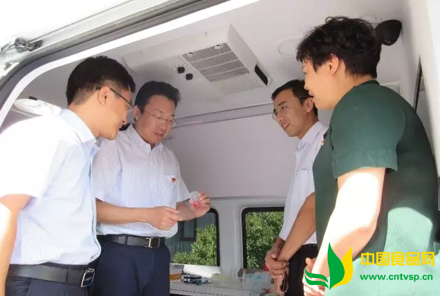博山区主要领导视察我局食品安全保障工作