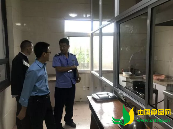 洞桥镇严把食品药品安全关口 助力十九大顺利召开~